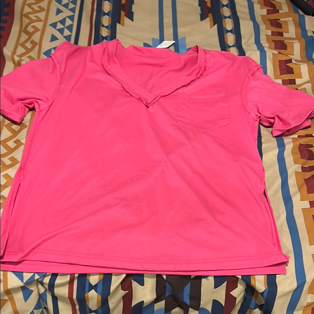 SHEIN Pink Short Sleeve Tee